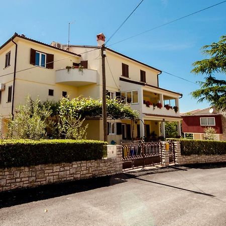 Apartmani Darko Rovinj Buitenkant foto